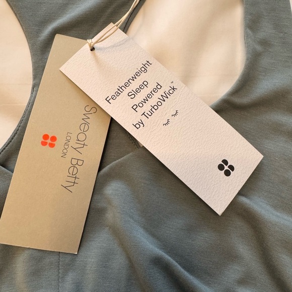 Sweaty Betty Grey leisure Bra Racerback Design - Picture 2 of 3